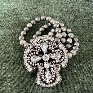 Elegant Silver Cross Pendant Bracelet